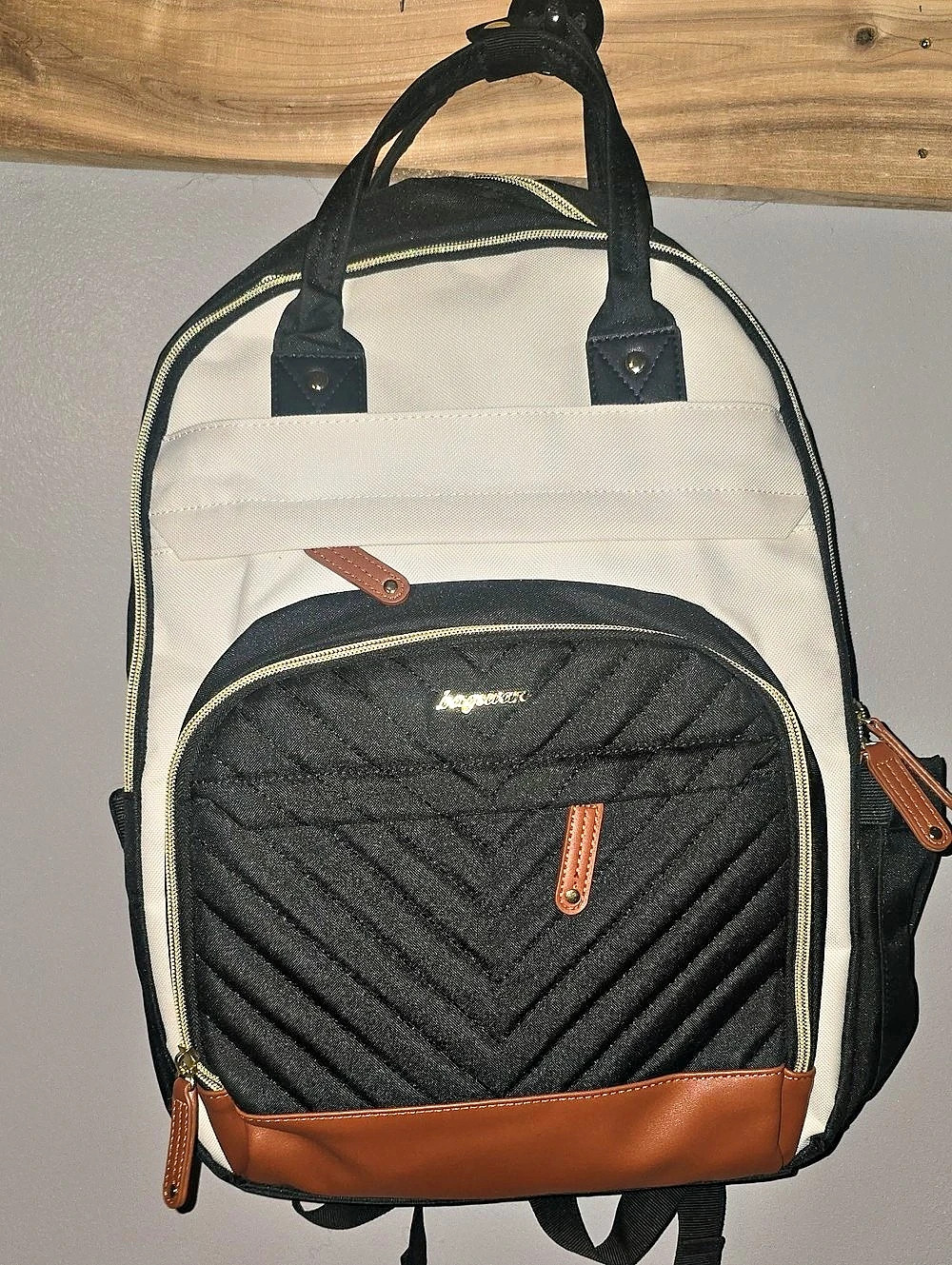 BAGSMART Quilted Backpack in Black & Brown